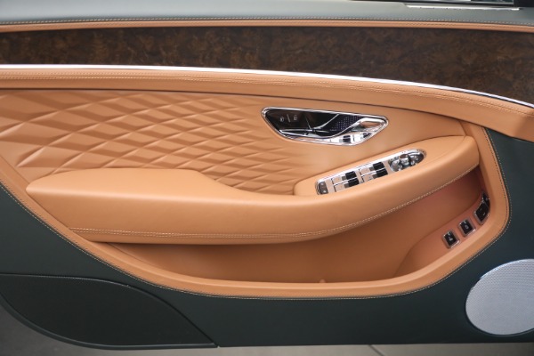 New 2026 Bentley Continental GTC Azure for sale $390,870 at Bugatti of Greenwich in Greenwich CT 06830 22