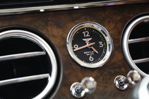 New 2026 Bentley Continental GTC Azure for sale $390,870 at Bugatti of Greenwich in Greenwich CT 06830 27