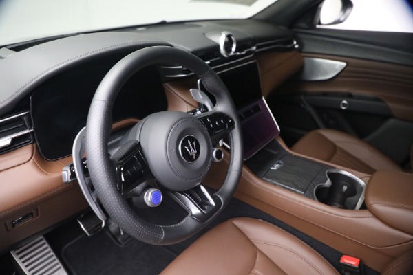 New 2026 Maserati Grecale Modena V6 for sale $97,295 at Bugatti of Greenwich in Greenwich CT 06830 16