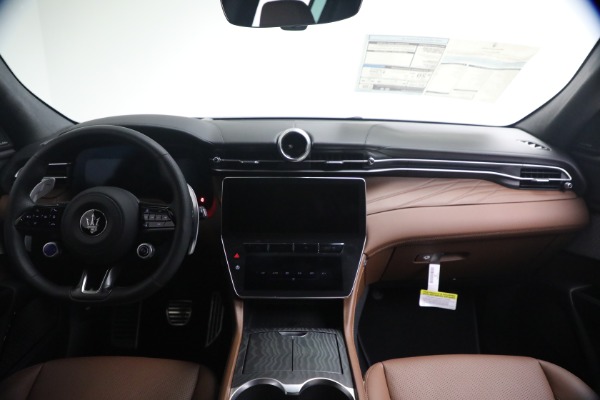 New 2026 Maserati Grecale Modena V6 for sale $97,295 at Bugatti of Greenwich in Greenwich CT 06830 22