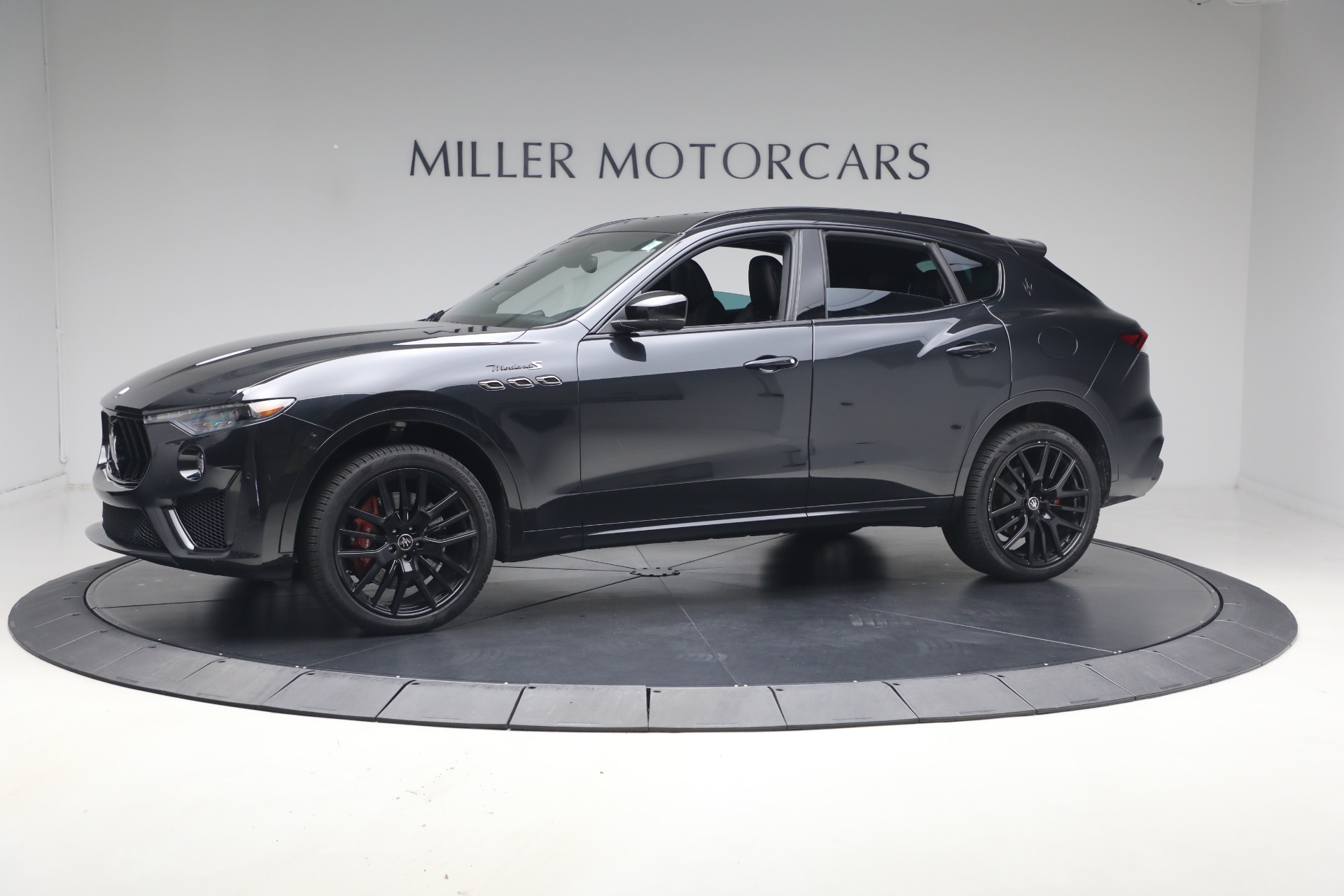 Used 2023 Maserati Levante Modena S for sale $59,900 at Bugatti of Greenwich in Greenwich CT 06830 1