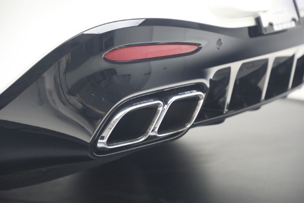 Used 2025 Mercedes-Benz AMG GT 63 for sale $165,900 at Bugatti of Greenwich in Greenwich CT 06830 21