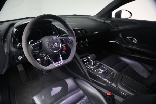 Used 2020 Audi R8 5.2 quattro V10 performance for sale $213,900 at Bugatti of Greenwich in Greenwich CT 06830 23