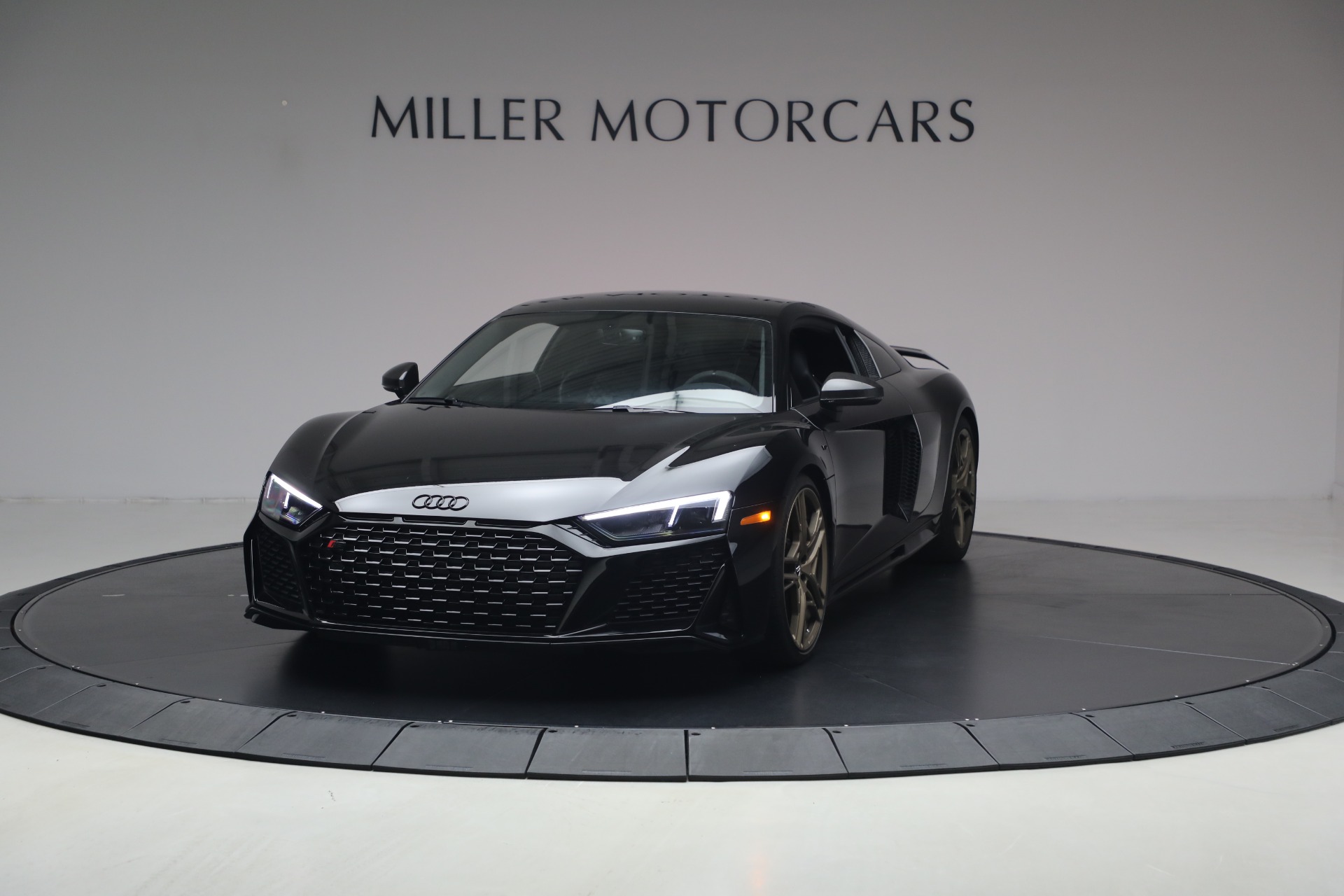 Used 2020 Audi R8 5.2 quattro V10 performance for sale $213,900 at Bugatti of Greenwich in Greenwich CT 06830 1
