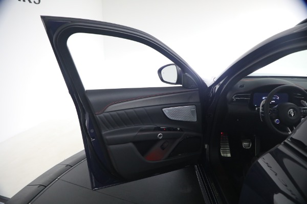 New 2026 Maserati Grecale Modena V6 for sale $100,905 at Bugatti of Greenwich in Greenwich CT 06830 23