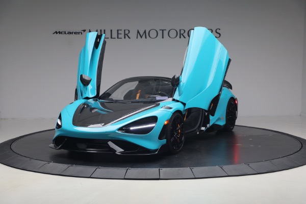 Used 2022 McLaren 765LT Spider for sale $599,900 at Bugatti of Greenwich in Greenwich CT 06830 14