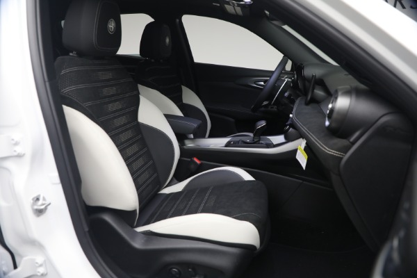 New 2026 Alfa Romeo Tonale Sport Speciale for sale $49,190 at Bugatti of Greenwich in Greenwich CT 06830 16