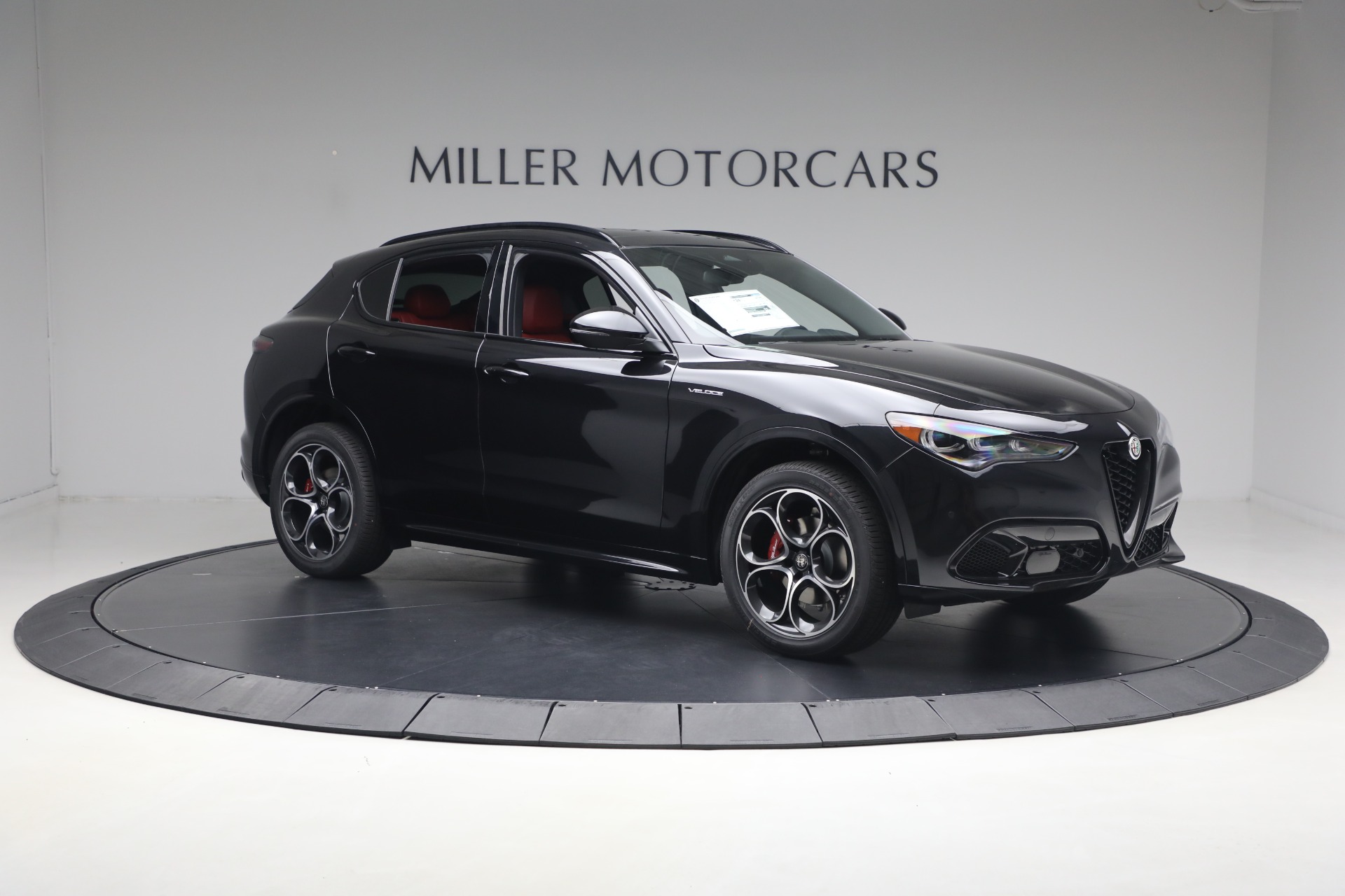 2026 Alfa Romeo Stelvio Base - Photo 10