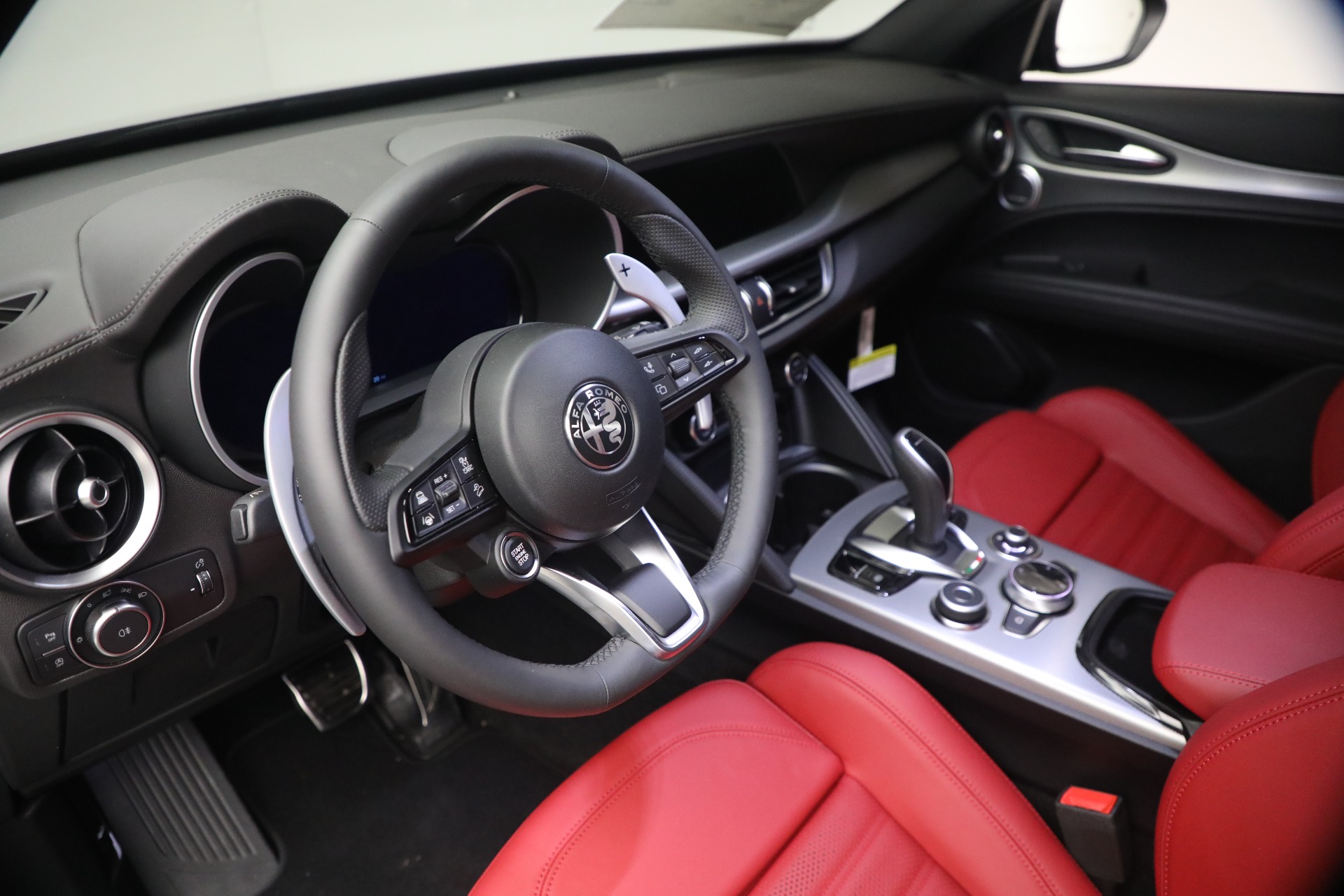 2026 Alfa Romeo Stelvio Base - Photo 22