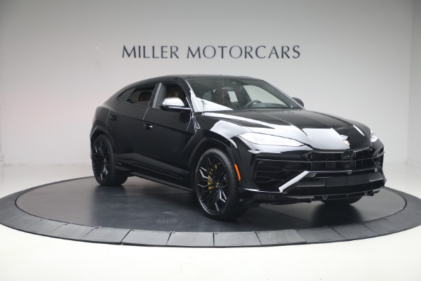 Used 2025 Lamborghini Urus SE for sale $305,900 at Bugatti of Greenwich in Greenwich CT 06830 11