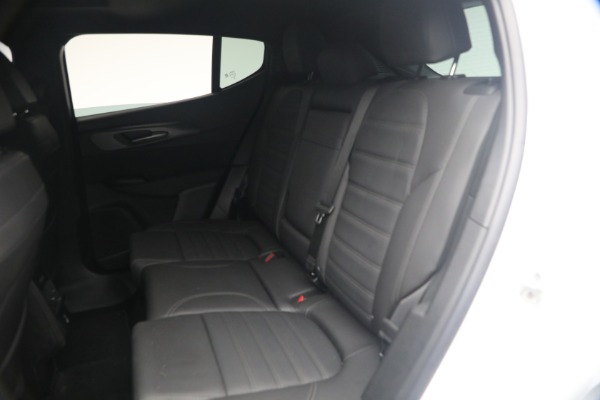 Used 2024 Alfa Romeo Tonale Hybrid Ti for sale $26,900 at Bugatti of Greenwich in Greenwich CT 06830 20