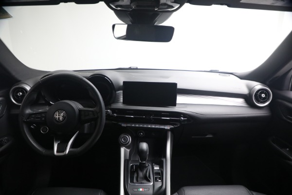 Used 2024 Alfa Romeo Tonale Hybrid Ti for sale $26,900 at Bugatti of Greenwich in Greenwich CT 06830 22