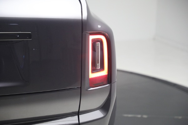 New 2027 Rolls-Royce Black Badge Cullinan for sale $576,350 at Bugatti of Greenwich in Greenwich CT 06830 15