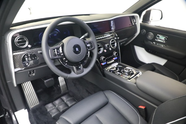New 2027 Rolls-Royce Black Badge Cullinan for sale $576,350 at Bugatti of Greenwich in Greenwich CT 06830 16