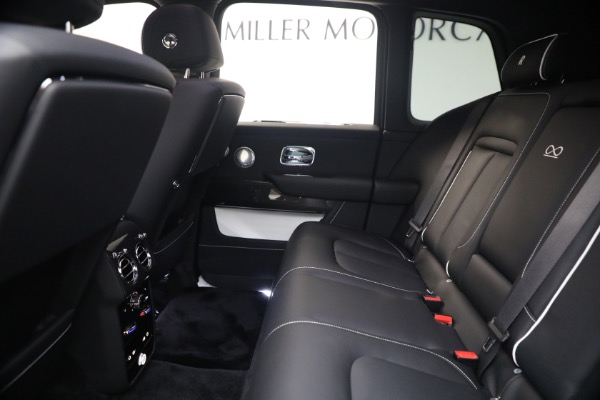 New 2027 Rolls-Royce Black Badge Cullinan for sale $576,350 at Bugatti of Greenwich in Greenwich CT 06830 27