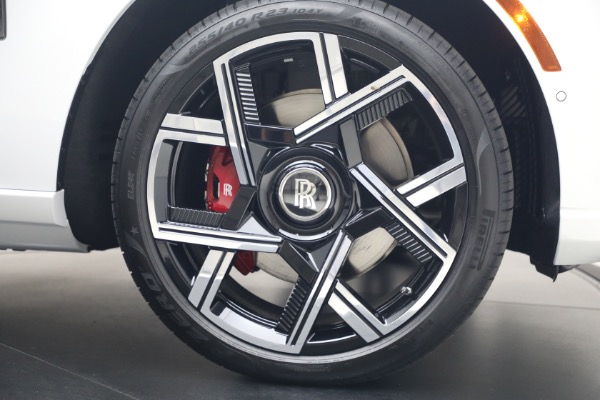 New 2027 Rolls-Royce Black Badge Cullinan for sale $588,050 at Bugatti of Greenwich in Greenwich CT 06830 14