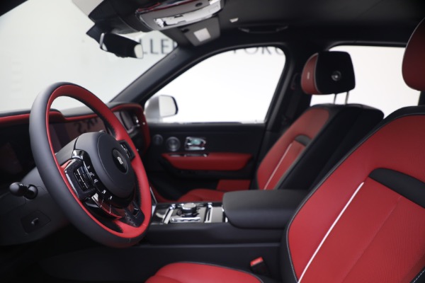 New 2027 Rolls-Royce Black Badge Cullinan for sale $588,050 at Bugatti of Greenwich in Greenwich CT 06830 16