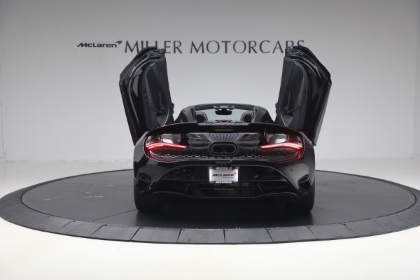 New 2027 McLaren 750S Spider Performance for sale $468,650 at Bugatti of Greenwich in Greenwich CT 06830 17