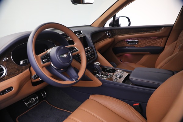New 2026 Bentley Bentayga Azure for sale $291,615 at Bugatti of Greenwich in Greenwich CT 06830 15