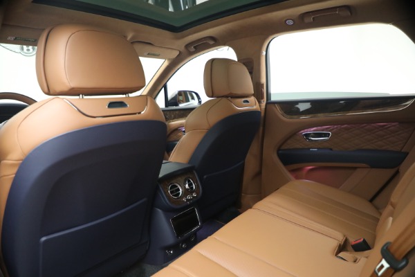 New 2026 Bentley Bentayga Azure V8 for sale $291,615 at Bugatti of Greenwich in Greenwich CT 06830 18