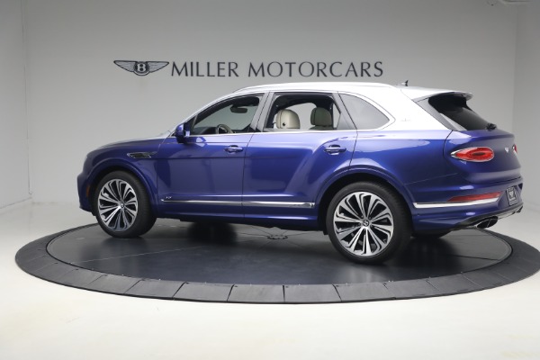 Used 2022 Bentley Bentayga V8 for sale $129,900 at Bugatti of Greenwich in Greenwich CT 06830 4