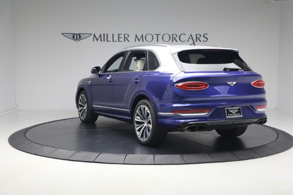 Used 2022 Bentley Bentayga V8 for sale $129,900 at Bugatti of Greenwich in Greenwich CT 06830 5