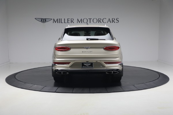 Used 2021 Bentley Bentayga V8 for sale $119,900 at Bugatti of Greenwich in Greenwich CT 06830 6