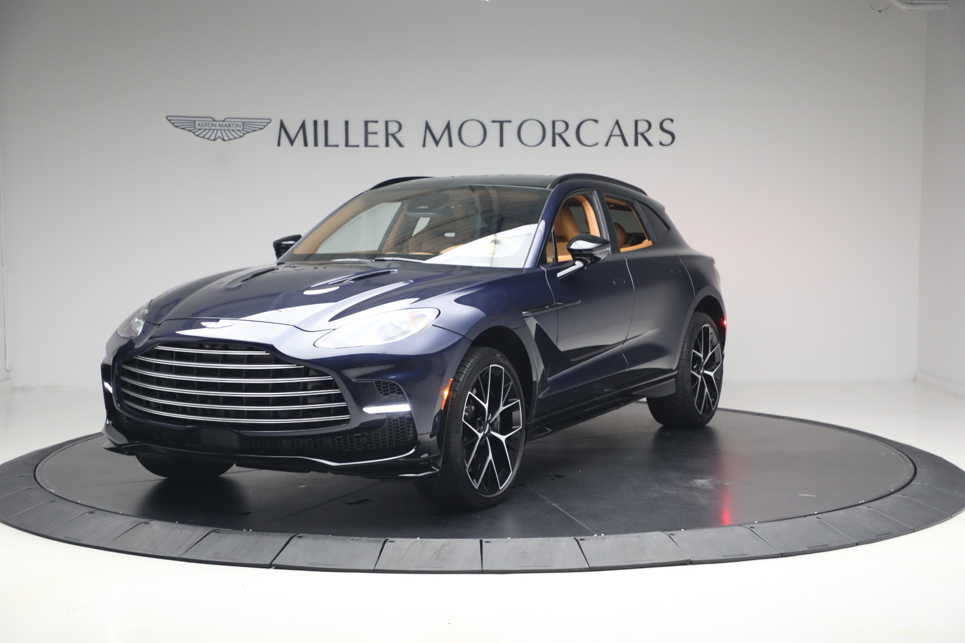 Used 2026 Aston Martin DBX 707 for sale $259,900 at Bugatti of Greenwich in Greenwich CT 06830 1