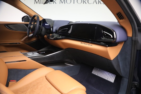 Used 2025 Ferrari Purosangue for sale $545,900 at Bugatti of Greenwich in Greenwich CT 06830 18