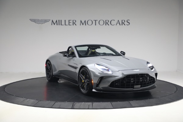 New 2026 Aston Martin Vantage Roadster for sale $263,400 at Bugatti of Greenwich in Greenwich CT 06830 11