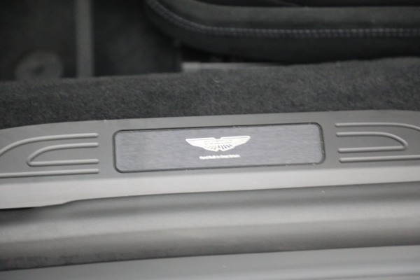 New 2026 Aston Martin Vantage Roadster for sale $263,400 at Bugatti of Greenwich in Greenwich CT 06830 27