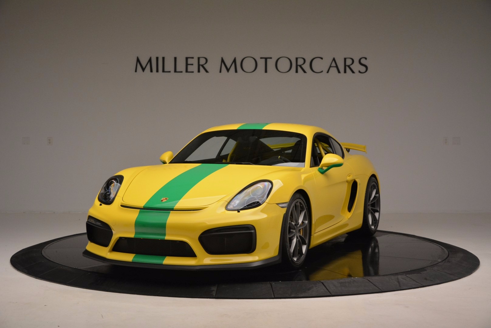 Used 2016 Porsche Cayman GT4 for sale Sold at Bugatti of Greenwich in Greenwich CT 06830 1