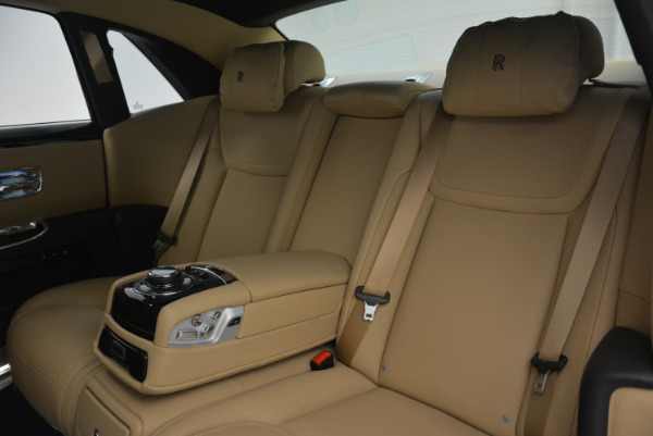Used 2016 Rolls-Royce Ghost for sale Sold at Bugatti of Greenwich in Greenwich CT 06830 27