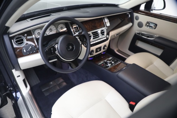 Used 2014 Rolls-Royce Ghost for sale $139,900 at Bugatti of Greenwich in Greenwich CT 06830 23