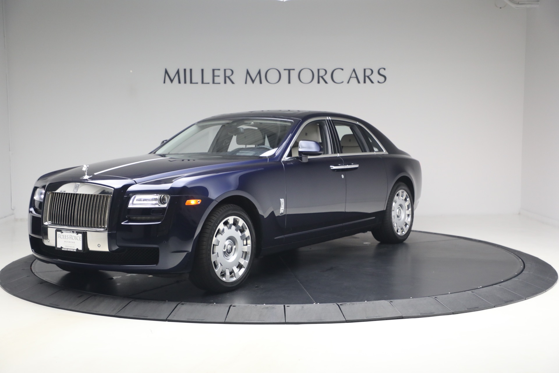 Used 2014 Rolls-Royce Ghost for sale $139,900 at Bugatti of Greenwich in Greenwich CT 06830 1