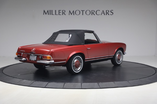 Used 1968 Mercedes-Benz 280SL for sale $229,900 at Bugatti of Greenwich in Greenwich CT 06830 28