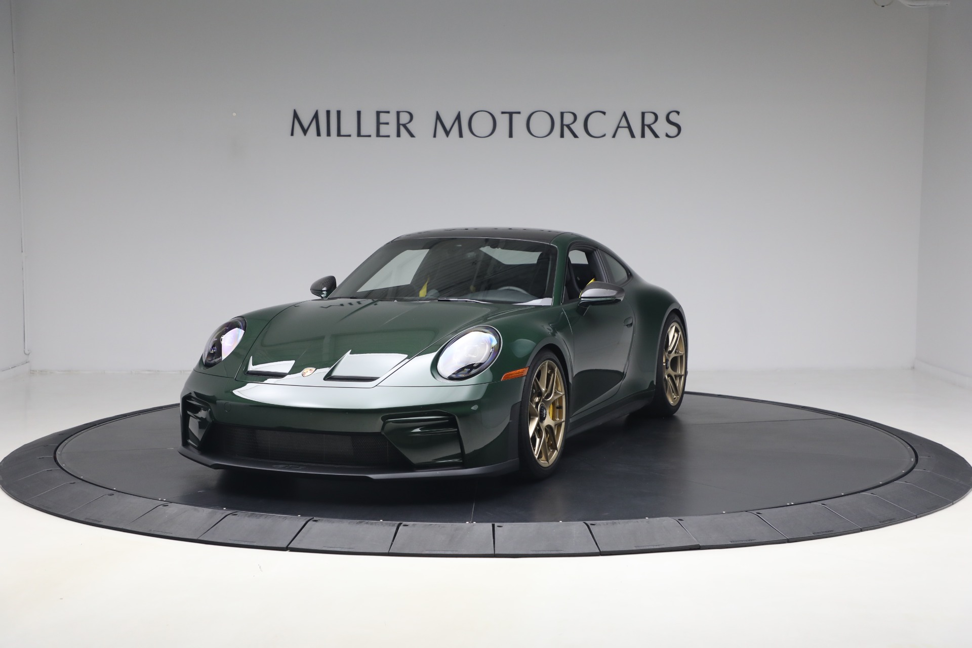 Used 2026 Porsche 911 GT3 Touring for sale $395,900 at Bugatti of Greenwich in Greenwich CT 06830 1