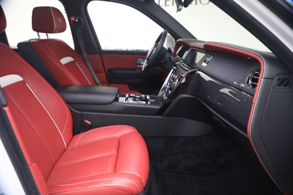 Used 2021 Rolls-Royce Black Badge Cullinan for sale $289,900 at Bugatti of Greenwich in Greenwich CT 06830 19