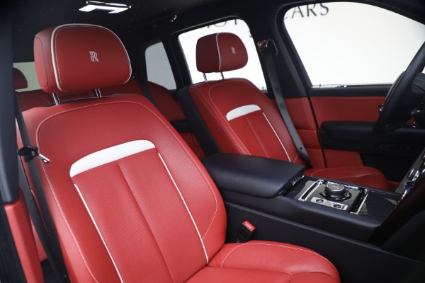 Used 2021 Rolls-Royce Black Badge Cullinan for sale $289,900 at Bugatti of Greenwich in Greenwich CT 06830 20