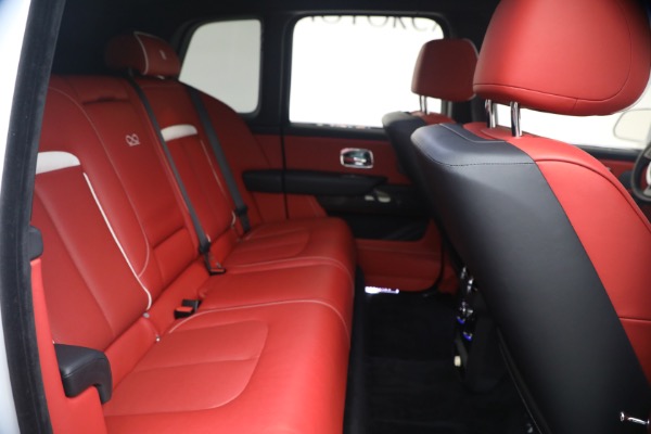 Used 2021 Rolls-Royce Black Badge Cullinan for sale $289,900 at Bugatti of Greenwich in Greenwich CT 06830 25