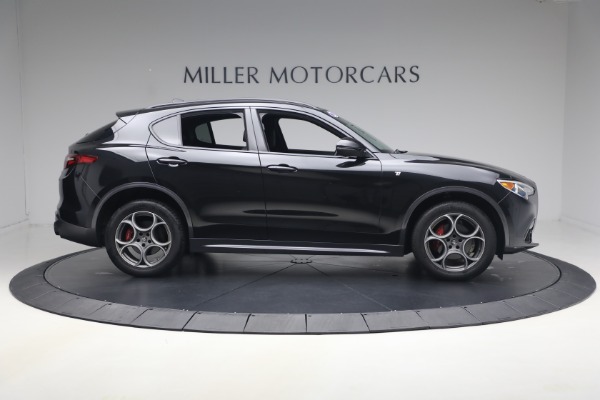 Used 2022 Alfa Romeo Stelvio TI for sale $27,900 at Bugatti of Greenwich in Greenwich CT 06830 10