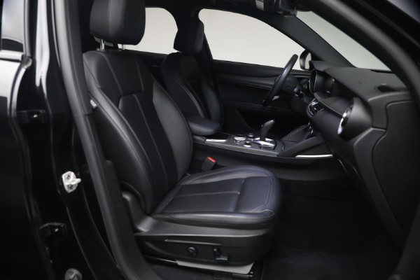 Used 2022 Alfa Romeo Stelvio TI for sale $27,900 at Bugatti of Greenwich in Greenwich CT 06830 17