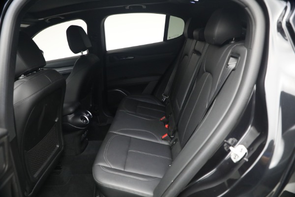 Used 2022 Alfa Romeo Stelvio TI for sale $27,900 at Bugatti of Greenwich in Greenwich CT 06830 18