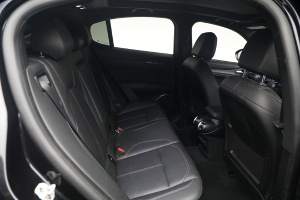 Used 2022 Alfa Romeo Stelvio TI for sale $27,900 at Bugatti of Greenwich in Greenwich CT 06830 20