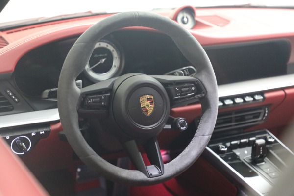 Used 2022 Porsche 911 Turbo S for sale $242,900 at Bugatti of Greenwich in Greenwich CT 06830 21