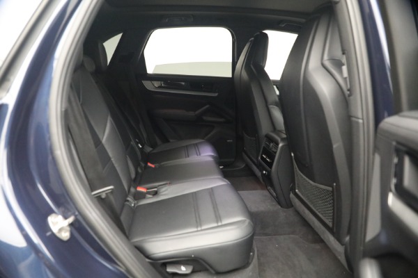 Used 2024 Porsche Cayenne S for sale $79,900 at Bugatti of Greenwich in Greenwich CT 06830 21