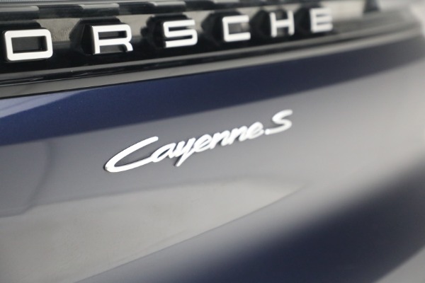 Used 2024 Porsche Cayenne S for sale $79,900 at Bugatti of Greenwich in Greenwich CT 06830 27