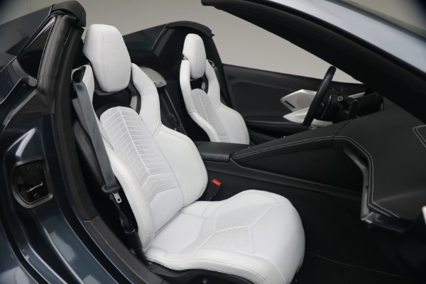 Used 2021 Chevrolet Corvette Stingray for sale $71,900 at Bugatti of Greenwich in Greenwich CT 06830 17