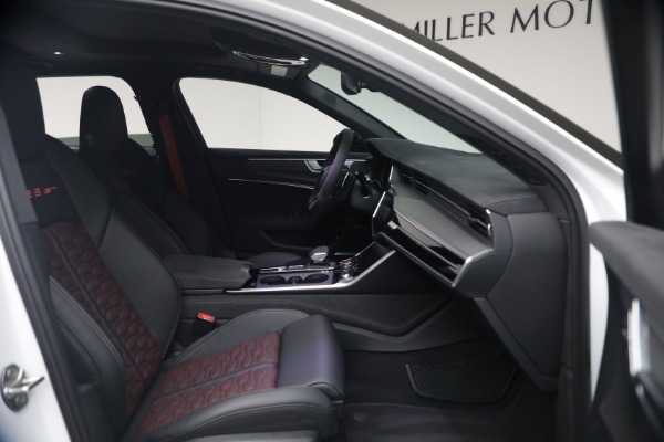 Used 2025 Audi RS 6 Avant 4.0T quattro Avant GT for sale $219,900 at Bugatti of Greenwich in Greenwich CT 06830 19