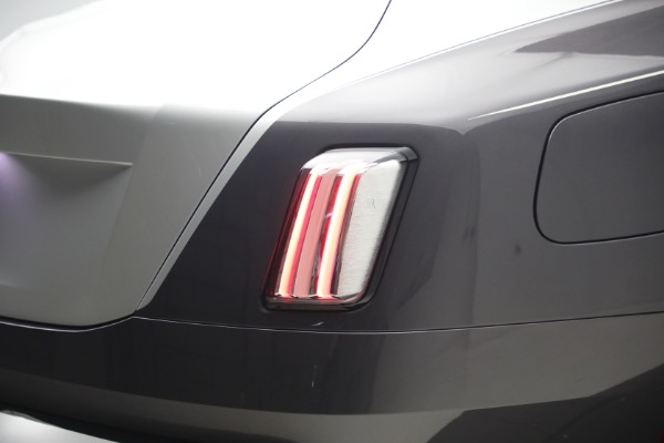 Used 2024 Rolls-Royce Spectre for sale $399,900 at Bugatti of Greenwich in Greenwich CT 06830 15